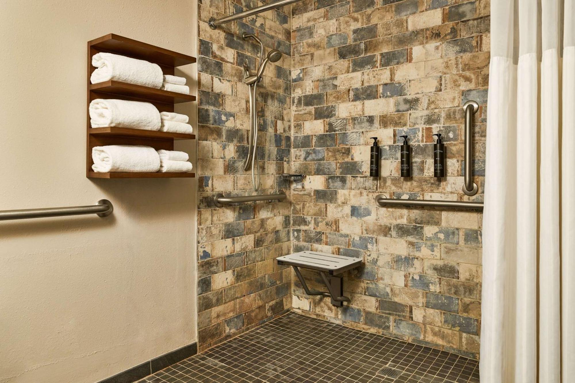 Hotel Hilton Tapestry Collection, Don Fernando De 4*